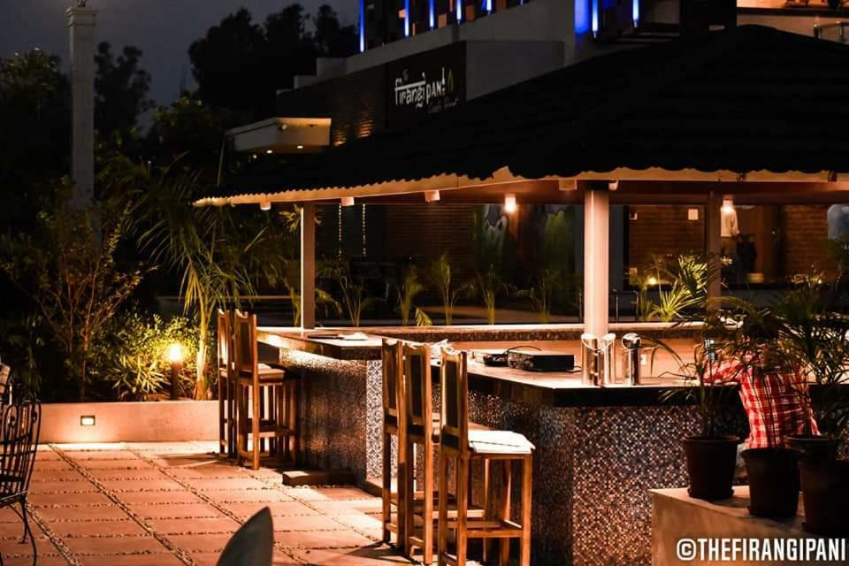 The Firangipani Country Resort Rājpura Εξωτερικό φωτογραφία